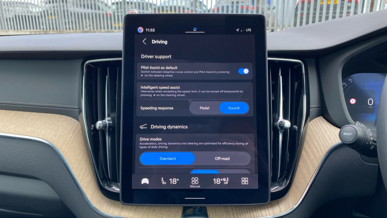 Volvo XC60 2.0 B5P Ultra Dark 5dr AWD Geartronic Petrol Estate